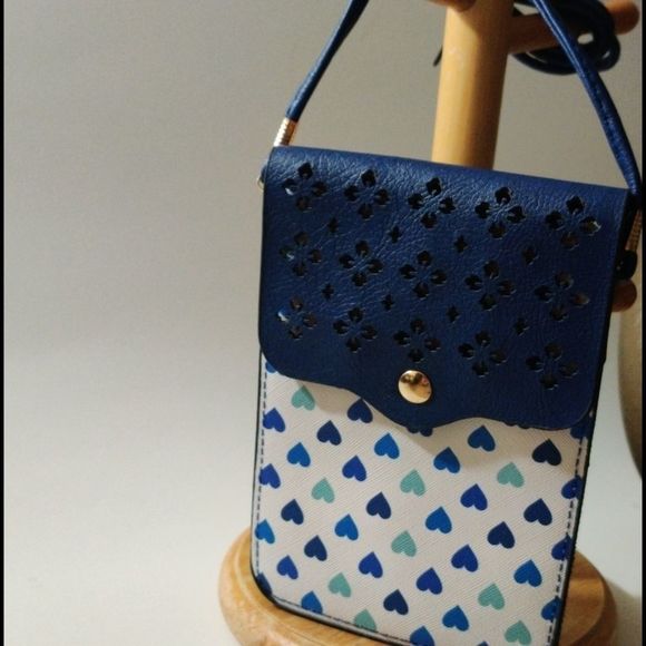 Heart Pattern Mini Cross Body‎ - Picture 4 of 13